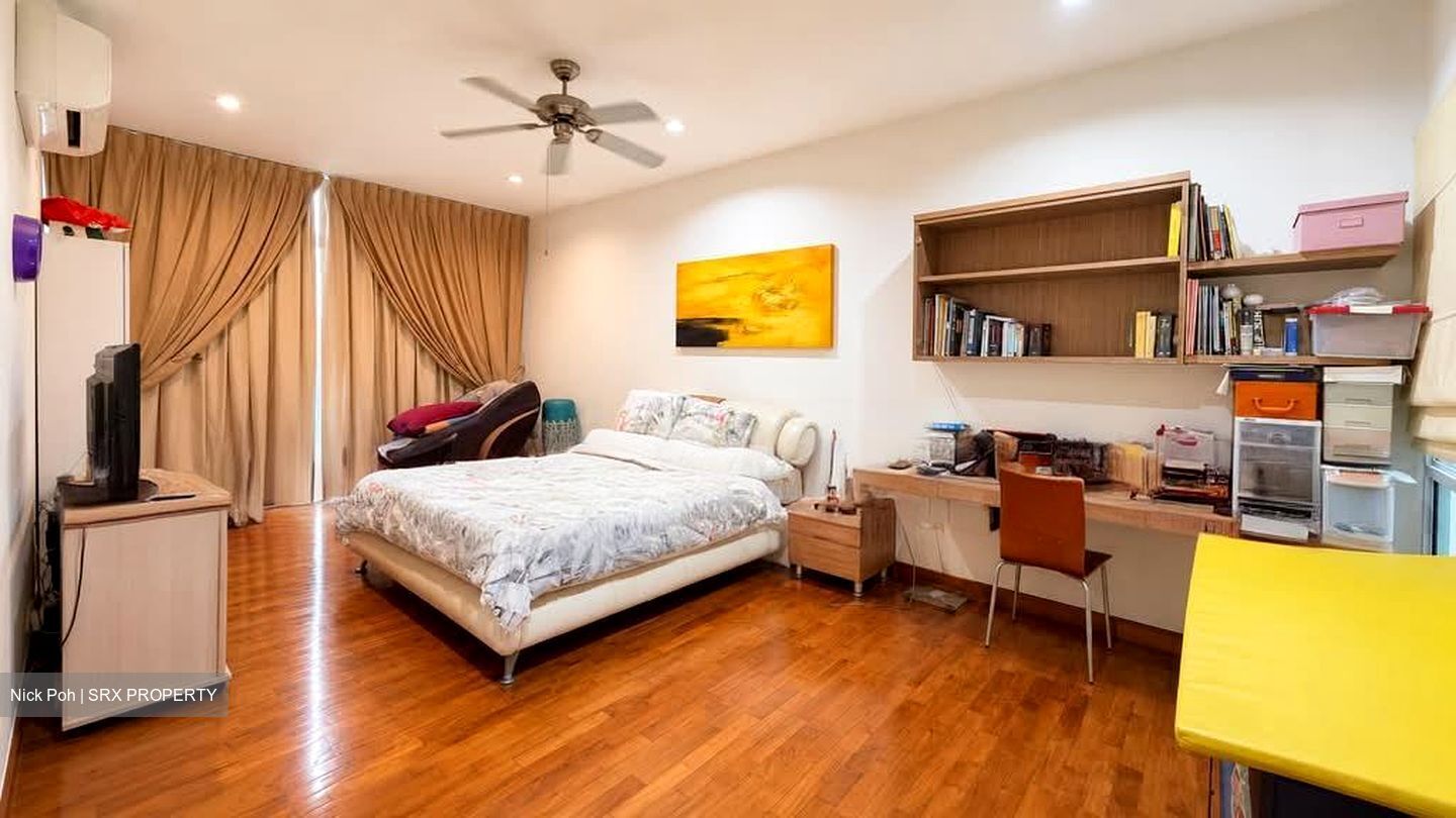 Chuan Loft (D19), Terrace #589261781